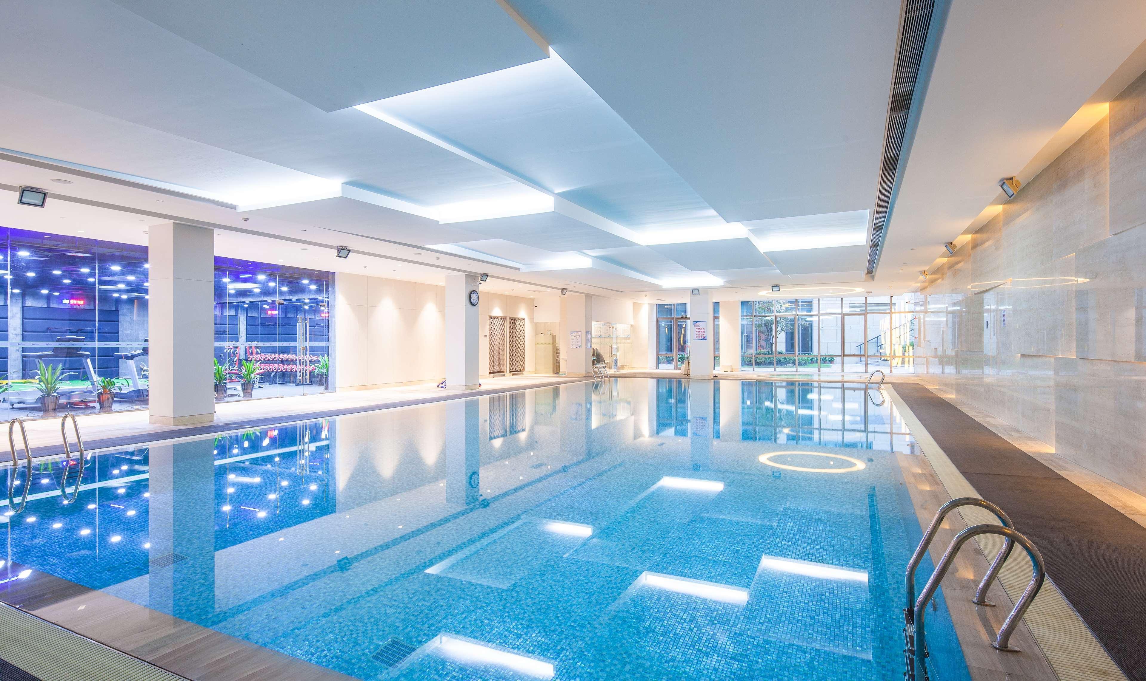 Radisson Exhibition Center 5*