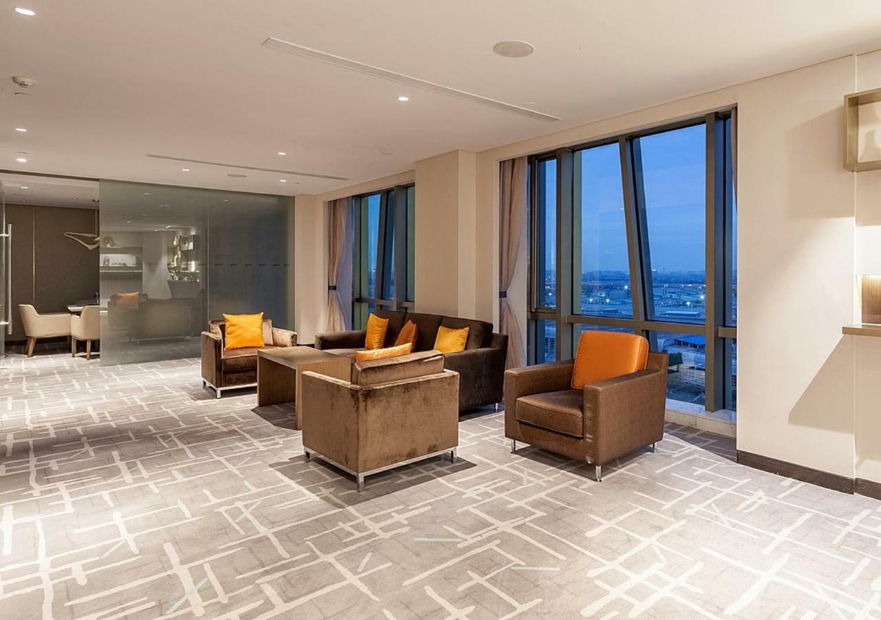 Radisson Exhibition Center Hotel 5*